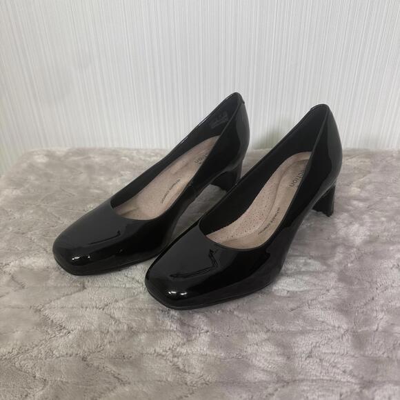 Clarks Collection Women’s Black Kyndall Iris Patent Leather Heels Size 6M - Picture 1 of 10